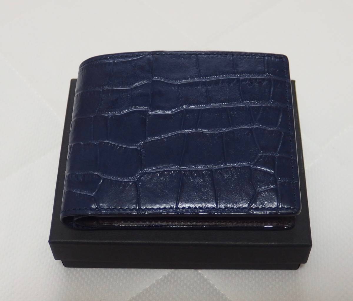 ヤフオク! -ブラックレーベル 財布 二つ折りの中古品・新品・未使用品一覧
