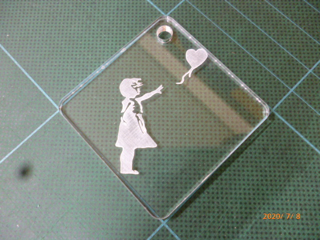 Porte-clés acrylique gravé au laser fait maison Banksy Balloon and Girl Env. 67 x 67 mm (5 x 5 cm) Nekopos disponible dans tout le pays 400 ¥ Nouveau [Q-030], marchandises diverses, porte-clés, Fait main