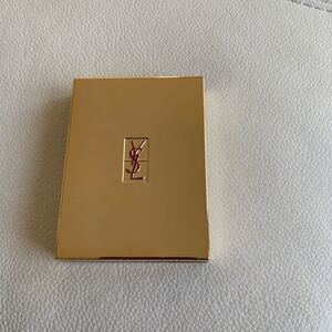 イヴサンローラン アイシャドウ