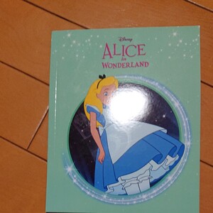 ディズニー。英語。絵本。ALICE,in,WONDERLAND。新品.