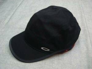 新品OAKLEY(オークリー)CROSS AGITO CAP 黒