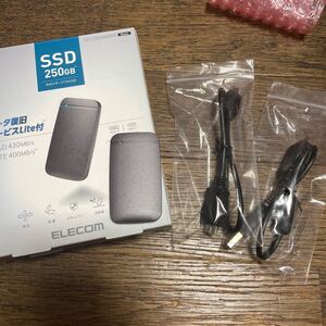 エレコム 外付けポータブルSSD 250GB ブラック 美品