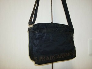* PRAOS ANEMOS вставка широкий . карман много легкий нейлон черный сумка на плечо большая сумка наклонный .. сумка обычно используя .! б/у с некоторыми замечаниями 