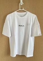 RVCA　ルーカ　半袖　Tシャツ　バックプリント　レディース　USサイズXS　日本サイズM　新品未使用　送料無料　ルカ　白　ホワイト　人気_画像3