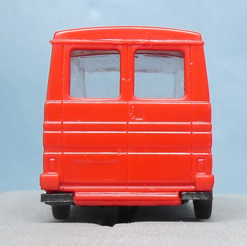 宅急便コンパクト発送1/87 Praline 80306 FIAT 242 Kombi 中古・現状