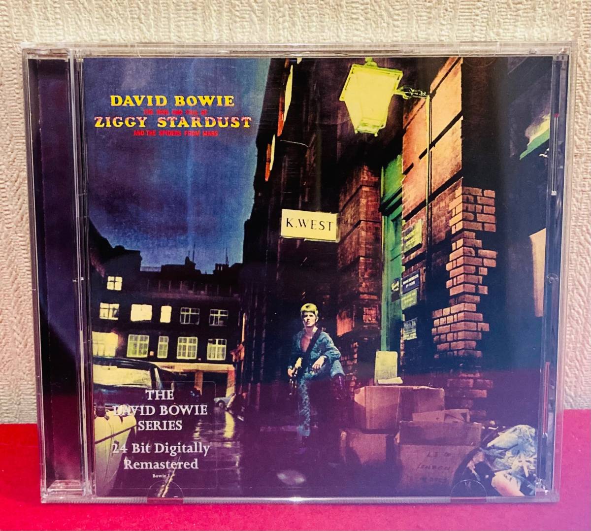 ヤフオク! - David Bowie(D ロック、ポップス一般)の中古品・新品・未 