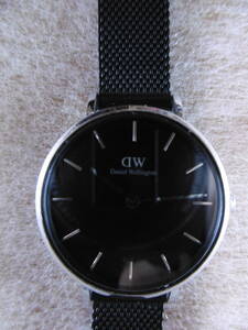 ★22D★Daniel Wellington 3ATM Classic E28S02 黒ベルト 箱付