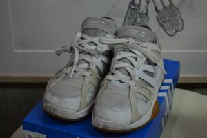  Adidas adidas sneakers shoes shoes 24 D1144