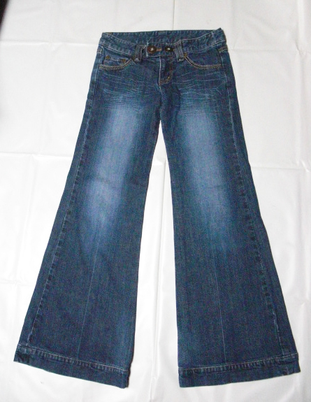 即決SALE!!・プライド PRIDE・レディース・裾フレアデニムパンツ36・USED・本物です