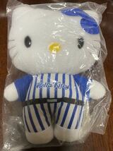 レア ハローキティ キティちゃん 非売品 ブルー縦縞ユニフォーム ぬいぐるみ 全長16センチ_画像1