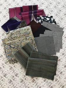 ハギレ 古布 まとめ売り (紫系 正方形布入り)