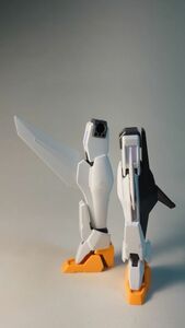 HG 1/144 ガンダムキュリオス (ガンダム00)　脚部※シール添付アリ　ガンプラ 完成品 ジャンク