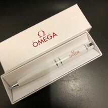 箱付き未使用★オメガ　OMEGA 　ボールペン 　ホワイト 　ノベルティ★_画像1