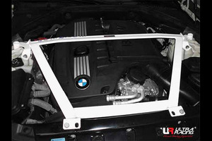 【Ultra Racing】 フロントタワーバー BMW 7シリーズ F01 KB30 09/03-15/10 740i/740Li [TW4-2909]