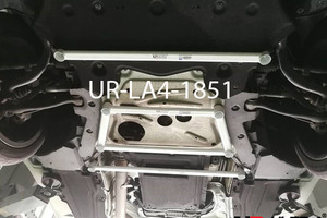 [Ultra Racing] front member brace BMW X6 F16 KU30S 14/08-19/12 [LA4-1851]