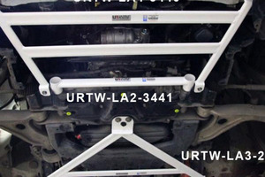 [Ultra Racing] front member brace Lexus GS200T ARL10 12/01- 200T [LA2-3441]