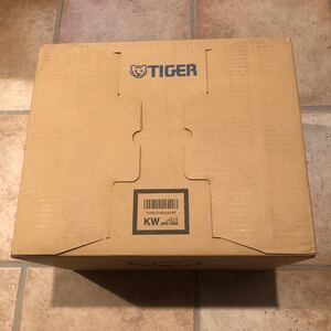 TIGER タイガー IH炊飯ジャー JPE10BKKW ウッドブラック
