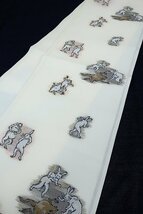 【送料無料】未使用品　夏袋帯　絽　鳥獣戯画　白　刺繍　長さ４m39cm　お洒落　正絹　仕立て上がり　m-3416_画像6