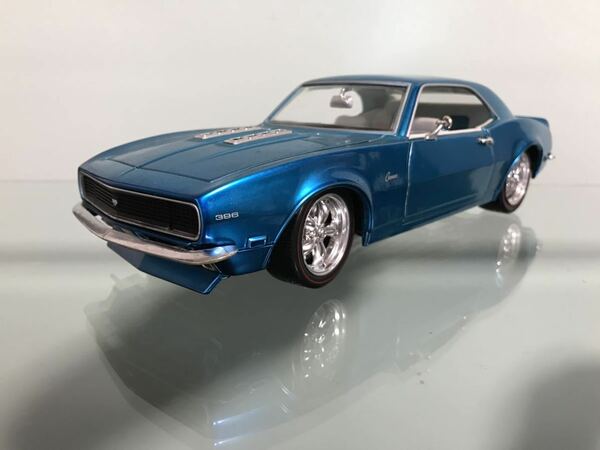 送料無料　1/18 シボレー　カマロ　1968 ミニカー　ホットウィール　HOTWHEELS CHEVROLET CAMARO