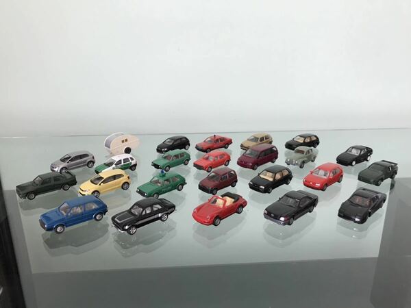 送料無料　1/87位　欧州車　ミニカー　セット　herpa WIKING等　フェラーリ ポルシェ ベンツ ゴルフ プジョー キャンピングカー ヘルパ