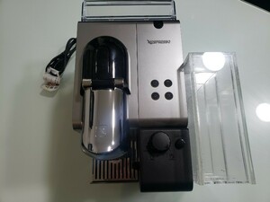 ネスプレッソ コーヒーメーカー F421