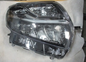 タント LA650SカスタムLA660S純正フロント右ヘッドライトLEDヘッドランプKOITO 100-69075 81130-B2760即決即日発送可能！！