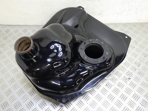 グランドマジェスティ250　ガソリンタンク　ベース　SG15J-000***