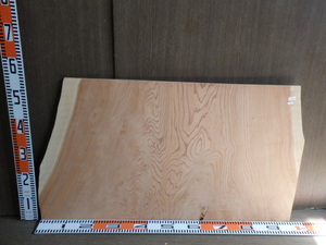 e2041449 杉●約54cm×81cm～94.5cm×厚1.2cm☆無垢板１枚板 木材 板 DIY 板材 天板 棚板 テーブル 看板 花台など種類豊富！