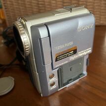 SONY デジタルビデオカメラ DCR-PC105 ジャンク品　ハンディカム _画像2