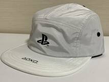 GU(ジーユー) - ＭEN キャップ「PlayStation」 ホワイト 白色 プレステ ジェットキャップ 帽子 未使用 人気完売品 販売終了品_画像1