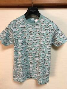 UNIQLO(ユニクロ) - UT KAWS(カウズ) MEN'S 半袖 Tシャツ Sサイズ 総柄 (女性も全然OK) (NIGO・生産終了・販売終了品・新品・未着用)