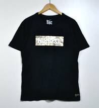 【NIKE F.C.】ナイキ F.C. プリントTシャツ 金ロゴ 黒 M 使用感あり_画像1