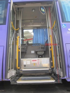 203010 バス 車いす 車椅子 リフト 昇降リフト RS300/2