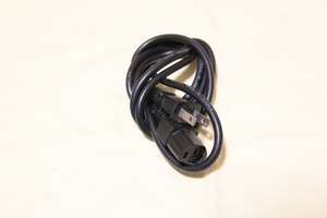 電源ケーブル 約1.6M メス(3pin)-オス(2pin)