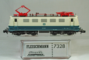 FLEISCHMANN #7328 DB( old west Germany National Railways ) BR141 type electric locomotive taru Kiss painting 