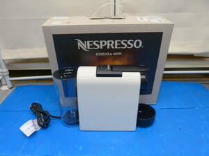 ●NESPRESSO ネスプレッソ カプセル式 コーヒーメーカー D30-WH-W 2021年製 ピュアホワイト エスプレッソ カプセル無し 中古保管品●