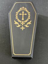 棺桶型　十字架　箱　ボックス　紙　人形用　小物入れ　ゴシック　ギフト　高さ約17cm_画像1