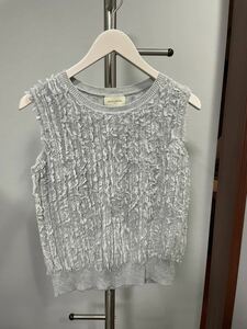  beautiful goods United Arrows the best knitted gilet tops gray ti-s short 