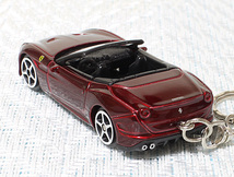 ★☆FERRARI California T☆フェラーリ カルフォルニア T☆2014☆ミニカー☆キーホルダー・アクセサリー☆★_画像3