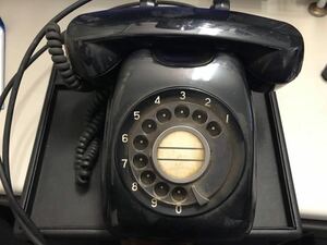  Showa Retro black telephone ①(80 size )