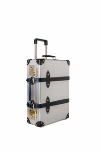 新品 sacai × GLOBE-TROTTER サカイ×グローブトロッター 17AW Luggage スーツケース 英国製　検索RIMOWA