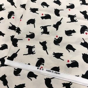 猫とハート柄★オックス★アイボリー★1m 生地 はぎれ