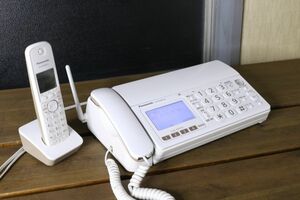 Panasonic パナソニック パーソナルファックス 親機 KX-PD303DLE 子機 KX-FKD403-C FAX 電話器 固定電話 'Za134