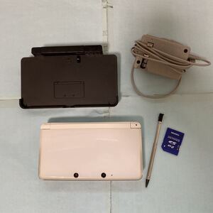 【訳あり】ニンテンドー3DS SDカードと充電器付き ダウンロードソフトあり