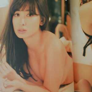 AKB48 小嶋陽菜セクシー写真集◆ほぼ新品◆送料無料　特典ポストカード付き