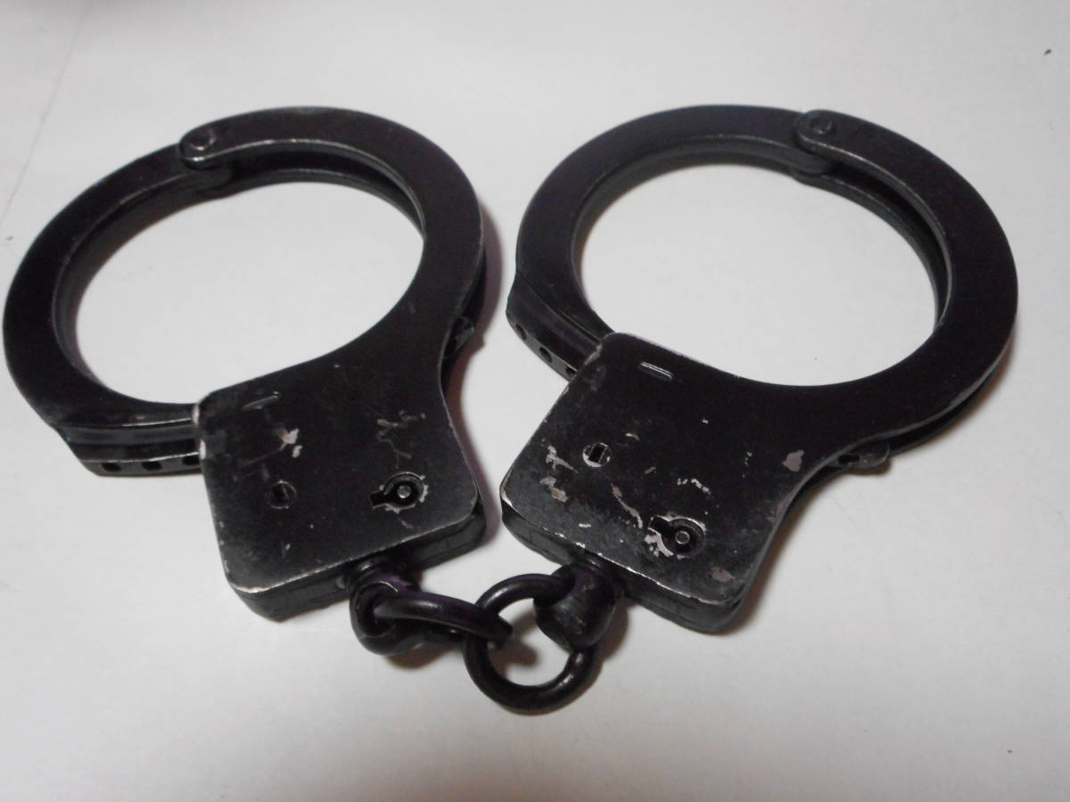警察グッズ 手錠 鍵 刑事 機捜 パトカー カギ | venezafoods.com.br