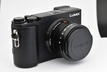 LUMIX DC-GX7MK3L-K 単焦点ライカDGレンズキット [ブラック] Panasonic デジタルミラーレス一眼カメラ　2泊3日～　レンタル　送料無料_画像3