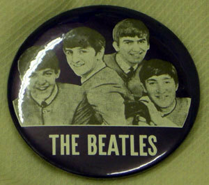 ●中古品♪激レア♪THE BEATLES（ビートルズ）ピンバッジ