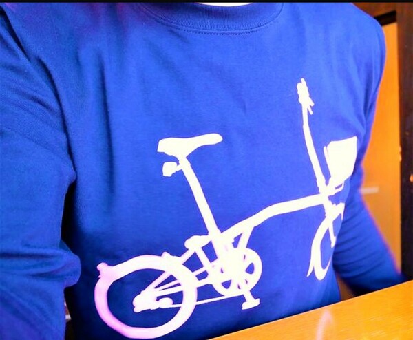 ブロンプトンの長袖Tシャツ/自転車柄Tシャツ/笑顔自転車/ロンT