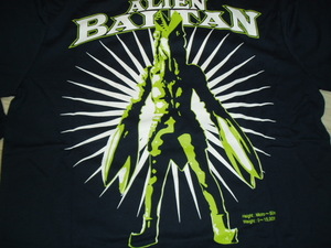 未使用品★バルタン星人のインパクトのあるバックプリントの長袖Tシャツです　　送料185円～